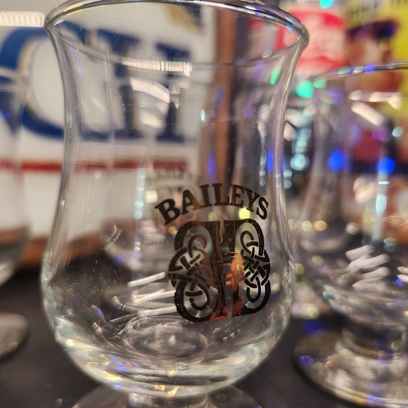 Baileys Original Irish Cream Liqueur Glasses In Original Box Set Of 6 - Picture 3 of 8